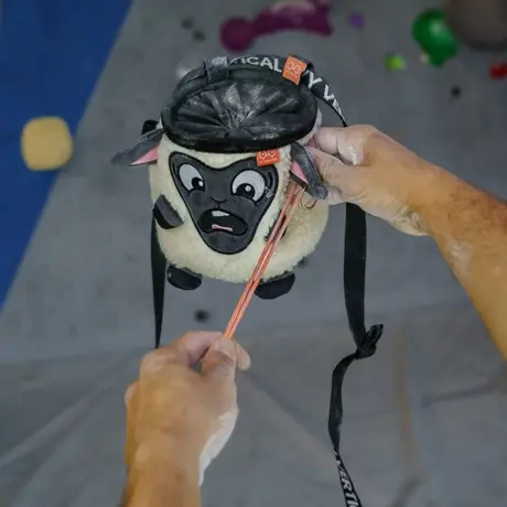 Πουγκί Σκόνης Μαγνησίας Y&Y Chalk Bag Sheep